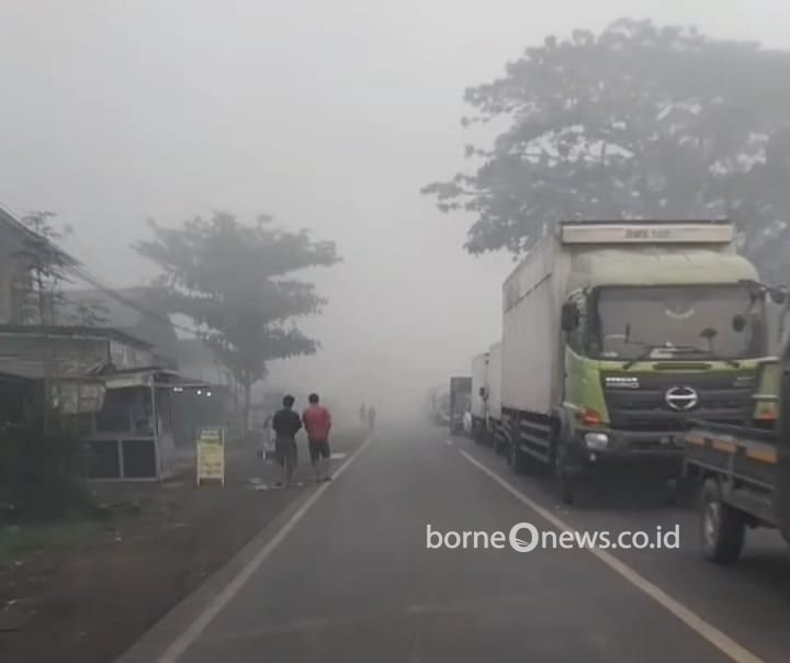 Kabut Asap Kembali Tebal di Kuala Kapuas Meski Hujan Mengguyur