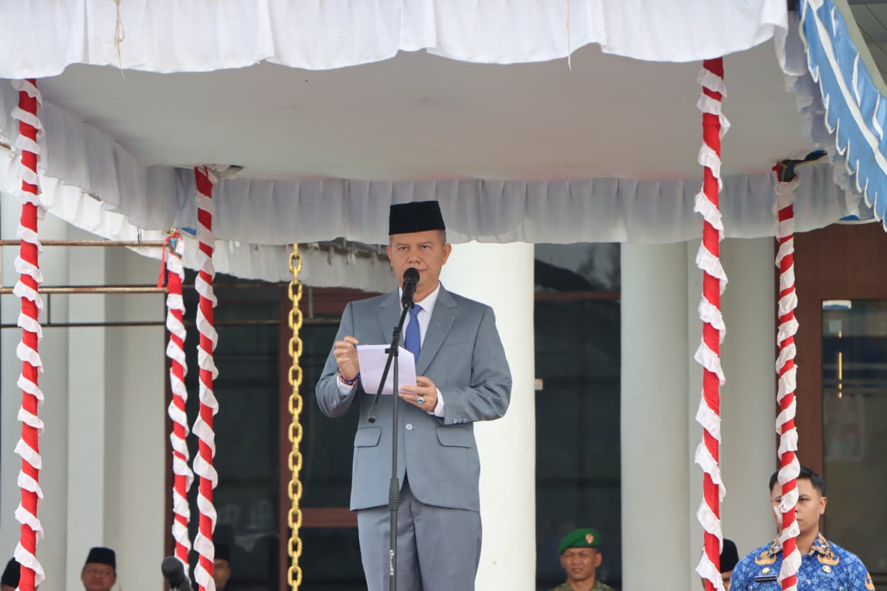 Bupati Gumas Berharap Generasi Muda Gigih dan Punya Jiwa Patriotik